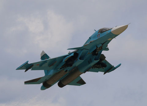 SU 34 " 17 "  RF-95845    Воздушно-космические силы  ( ВКС ) Россия -1