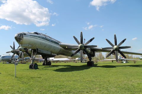 TU 116  " CCCP-76462 "  -9