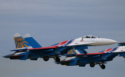 SU 27P  " 12 "  Russian Knights / Russian Air Force -1