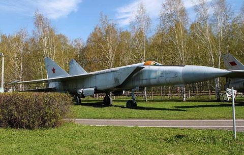 MiG 25P " 04 " Russian Air Force -2