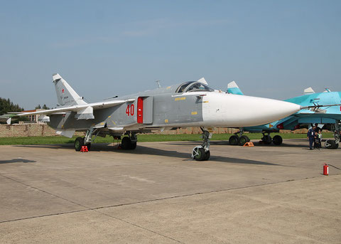 SU 24M " 40 "  RF-92245 Воздушно-космические силы ( ВКС ) Россия -3