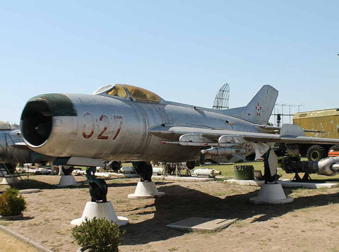 MiG19 027-2