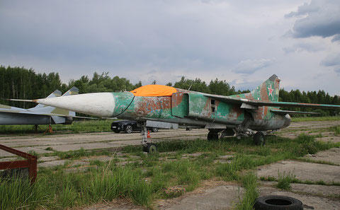 MiG 23S " 45 " -2