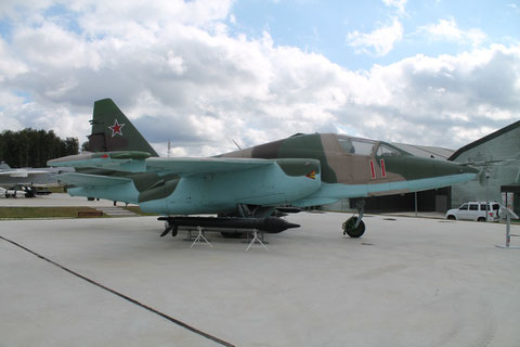 SU 25TM " 11 "  Russian Air Force -3