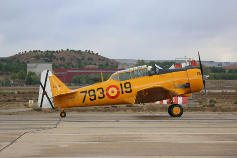 T-6G Texan " EC-DUN "  Fundación Infante de Orleans -1