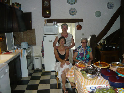 Chantal, notre Cef de Choeur, Marie Dominique et Josie