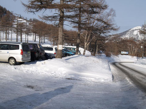 高峰高原ビジターセンター駐車場