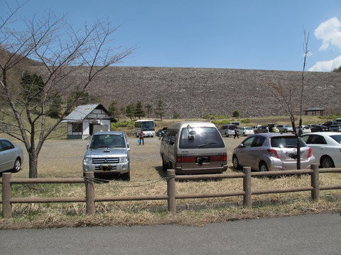 駐車場（帰路撮影）　トイレ有り（手洗用の水は飲不可）