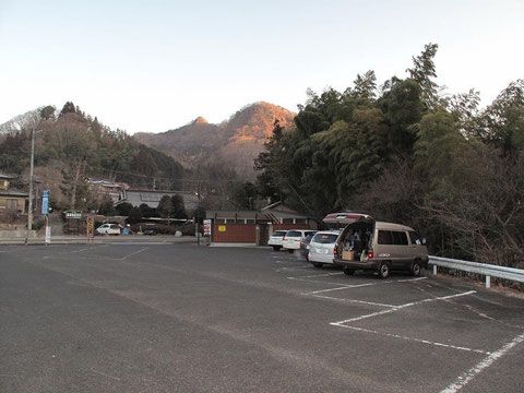 駐車場(無料・トイレ有り)