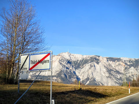 Der Dobratsch vom Ortsende Thörl Maglern aus gesehen
