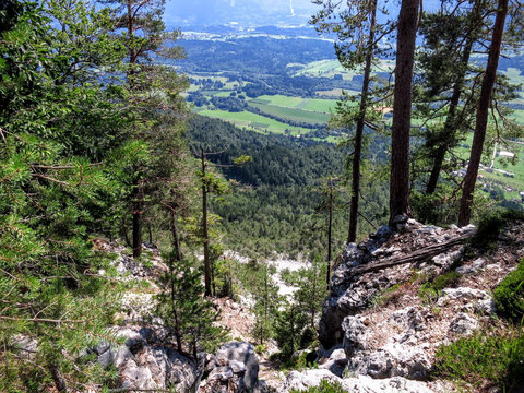 Villacher Alpe, Dobratsch, Schütt
