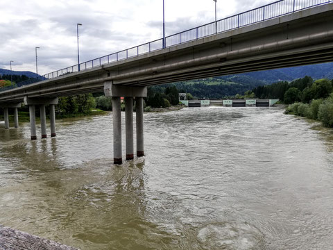 Zusammenfluss von Mieß und Drau in Dravograd