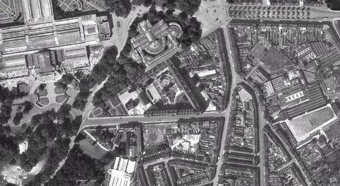 De Ledeganckstraat in 1956.