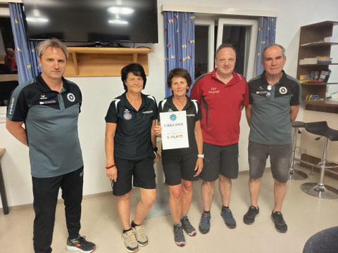 2.Platz:Walter,Bine,Burgi und Bernhard.