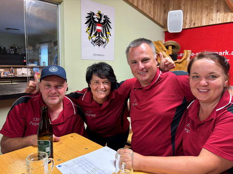 VL.Bernhard,Bine,Martin,und Sabine.