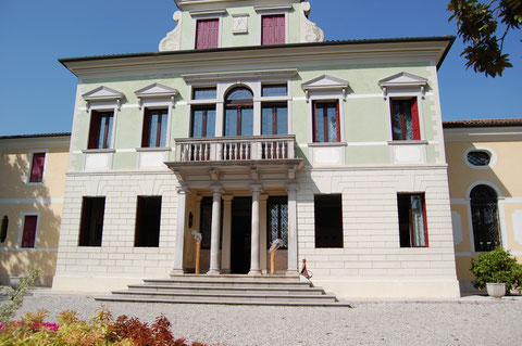 Villa Valeri - Front