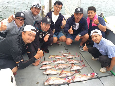 今月も、岡山商工会YEG釣り同好会の方々にご乗船して頂きました。朝はポツリとゲット！&オートリリース！泣泣　昼からは…。"(-""-)"　皆さん最終まで頑張って頂きましたが2名様BOZすいません((+_+))。お疲れ様でした、次回のご予約もありがとうございます。(^^)/