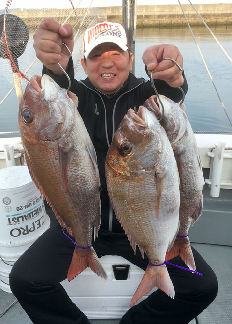 初挑戦で良型 3Fish!お見事!!