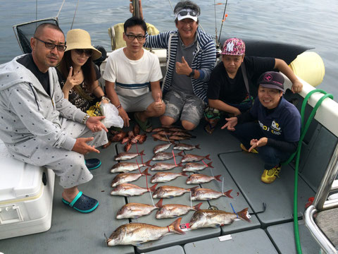今日は、岡山商工会（YEG)釣り同好会の方々、チャーター便で出船！先月のリベンジ！皆さん心折れずに最後まで巻*2して頂きリベンジ成功！！。＜タイラバは心が一番(#^.^#)＞オートリリースも多数ございましたね"(-""-)"。皆さんご用事が有るとのことなので早めの終了にしました。お疲れ様でした。(^^)/又のご乗船お待ちしてます。