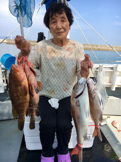 御年84才!良型AKOに58㎝!本命もゲット(*^_^*)。お見事!!