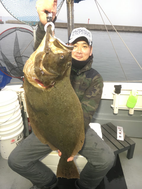庵谷様　初挑戦で83.0㎝‼(^^♪　自己記録&330記録更新おめでとうございます(^^♪