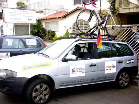 Unser Begleitfahrzeug, mein Arbeitsplatz
