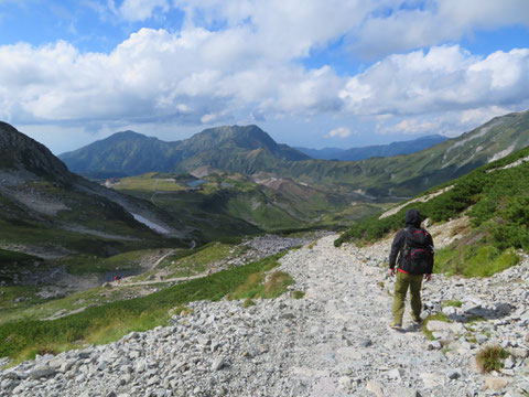 立山(富山県)から下山中の1枚。登山に行くと天気が良いことが多いです。