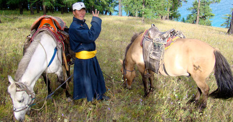 Le guide à cheval au Khovsgol