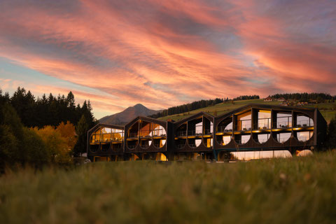 DER*ADLER Rooted in the Bregenzerwald, at home in the now. Almost 300 years old – and not the slightest bit tired. The Adler is a place that breathes history, lives style, and makes true hospitality feel as natural as mountain air.