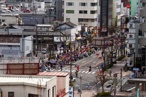 長野マラソン第16回大会　１万人近いランナーたちが参加したそうです