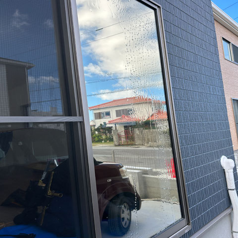 窓ガラスフィルム沖縄,沖縄マンションフィルム,沖縄マンション暑さ対策,