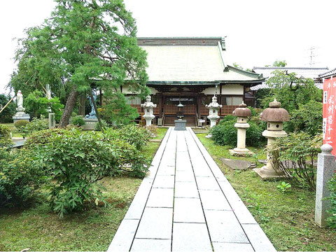 「華蔵寺 本堂」(深谷市横瀬1360) ※https://ja.wikipedia.org/wiki/華蔵寺_(深谷市) より