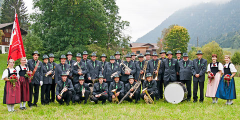 Die MG Boltigen in der Uniform 2013