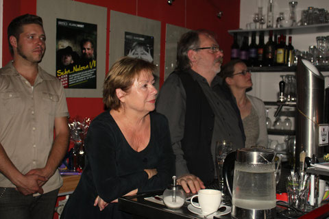 Andreas, Brigitte, Jürgen und Sabine...an der Bar!