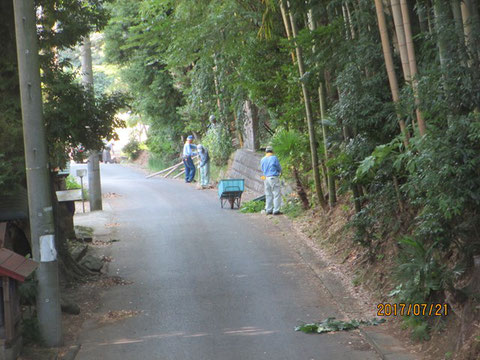 日陰なので作業をしやすかったです