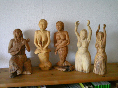 Frauen,30 cm hohe.