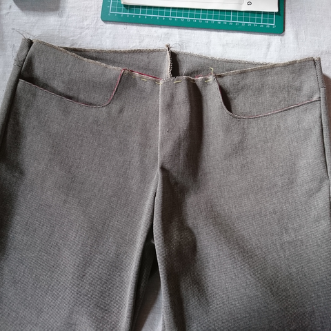 Ufo 2 - tailored pants from tailoring camp © GriseldaK 2019