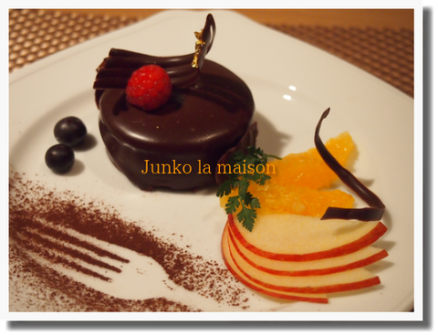 HAPPY VALENTINE♡子供が寝ている間に 手作りショコラ♡ 無事作ることが出来ました^^