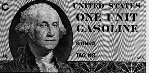 En 1979, lors du deuxième choc pétrolier, des coupons de rationnement d'essence avaient été préparés par le département de l'Énergie des États-Unis; ils ne furent pas émis.