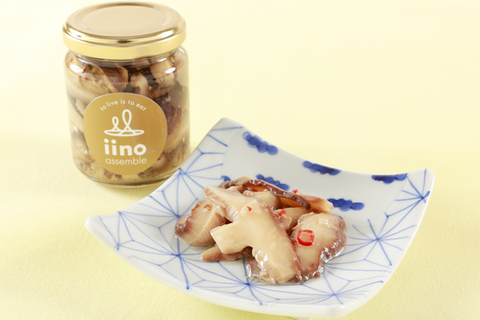 iino assemble（イイノ アッセンブル）の原木生椎茸とにんにくのオイル煮