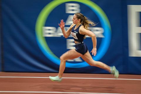 Lene Stumpen lief in 27,09 Sekunden auf den Bronzerang der 200m der U20.