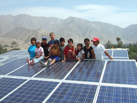 Solaranlage zur Versorgung eines Kinderheims bei Lima / Peru