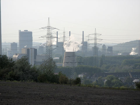 Montanindustrie im Ruhrgebiet, hier in Essen (© Hans Jürgen Wiese, CC BY-SA 3.0, via Wikimedia Commons)