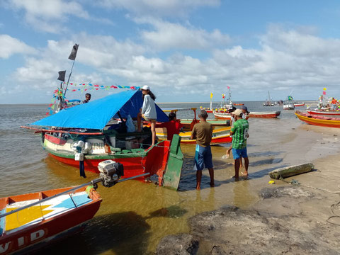 Embarcaciones de madera en la ribera de Pesqueiro, en la isla de Marajó, en el delta del Amazonas, en su desembocadura al Atlántico, al noreste de Brasil. Foto: Daniel Gutman / IPS 