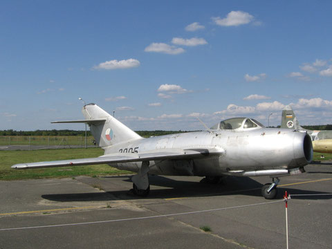 MIG 15 BIS  (Nato-Code: Fagot B)