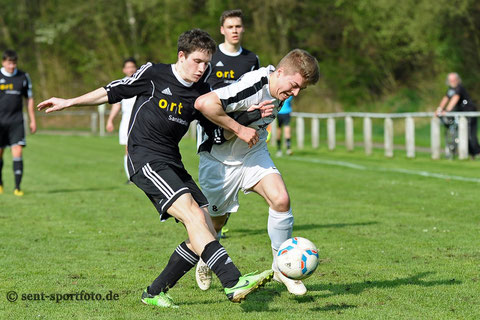 FC Hertha Hilkerode vs FC Lindenberg/Adelebsen (schwarz)