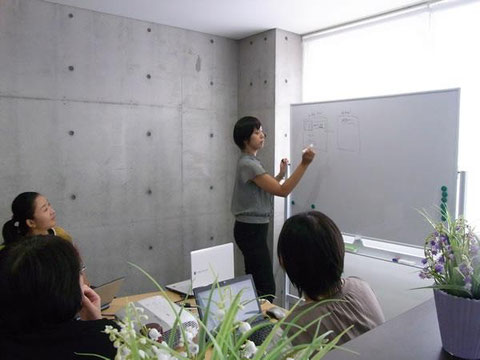 お教室開業などで起業したい女性達に向けて、セミナーやランチ交流会を開催しています。『初めの一歩』のお手伝いをしていきたいです。