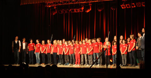 Unser Jugendchor mit MAYBEBOP im Oktober 2012