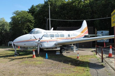 Dove G-AREA-1