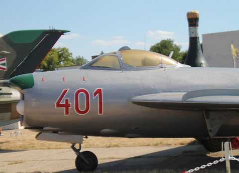 MiG17PF 401-1